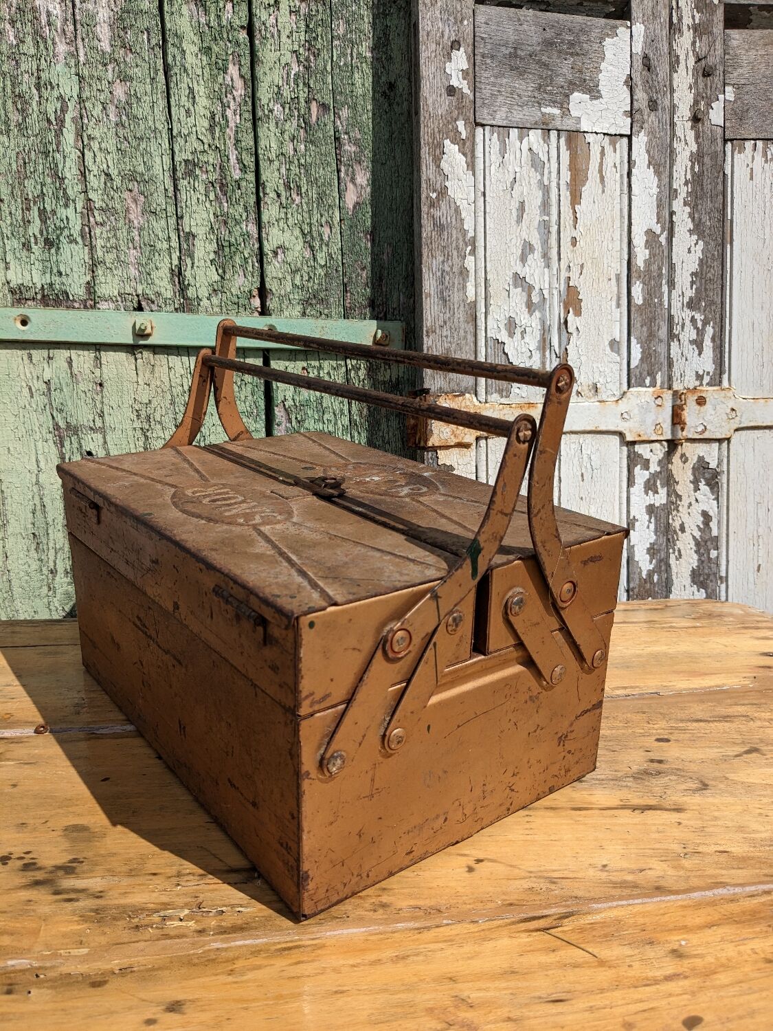 Boîte à outils SNOR des années 40