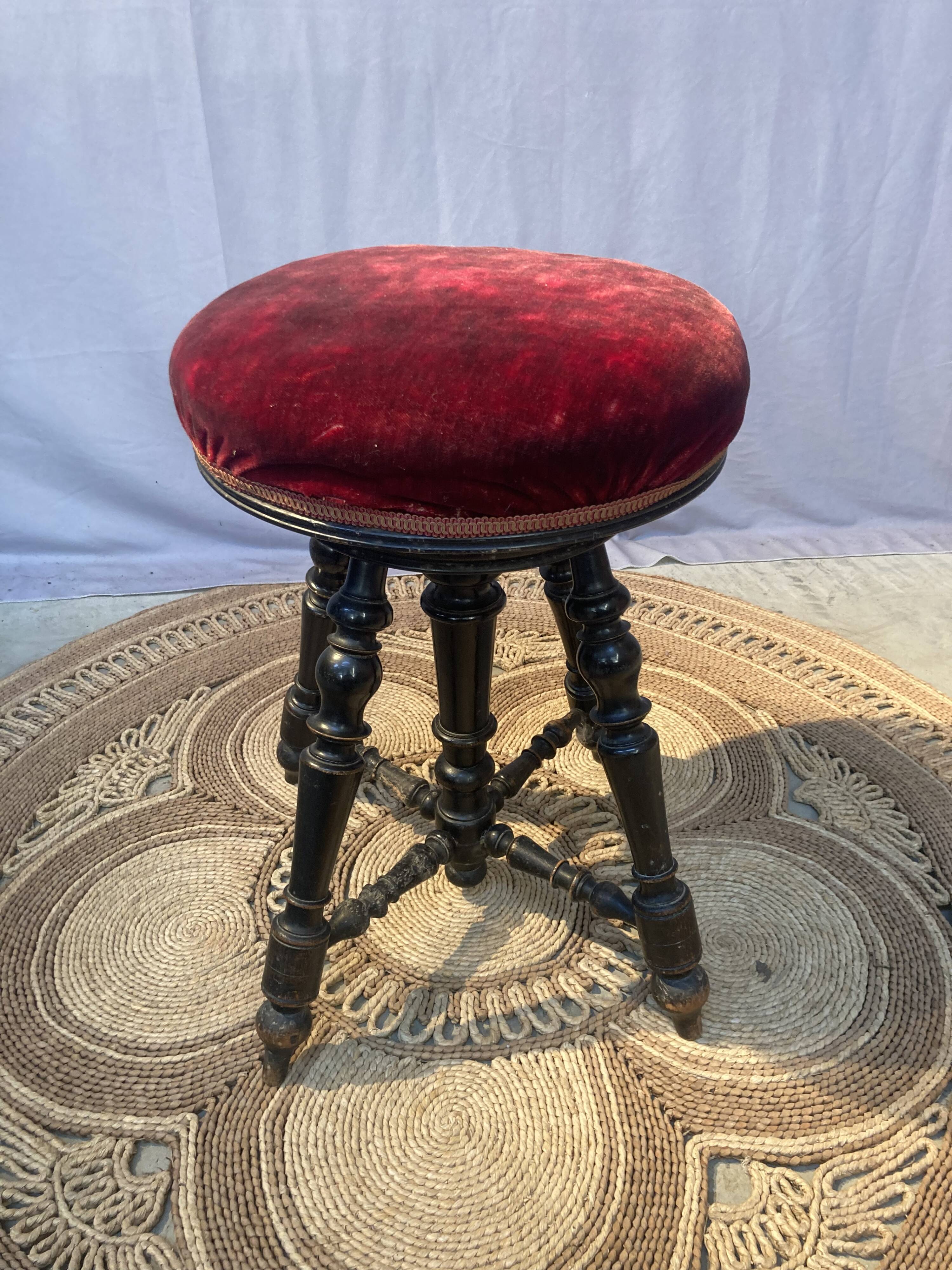 Blackened wooden piano stool Napoleon lll style