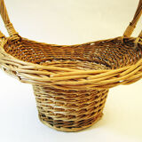 Rattan fruit basket with cove