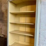 Parisian Shelf