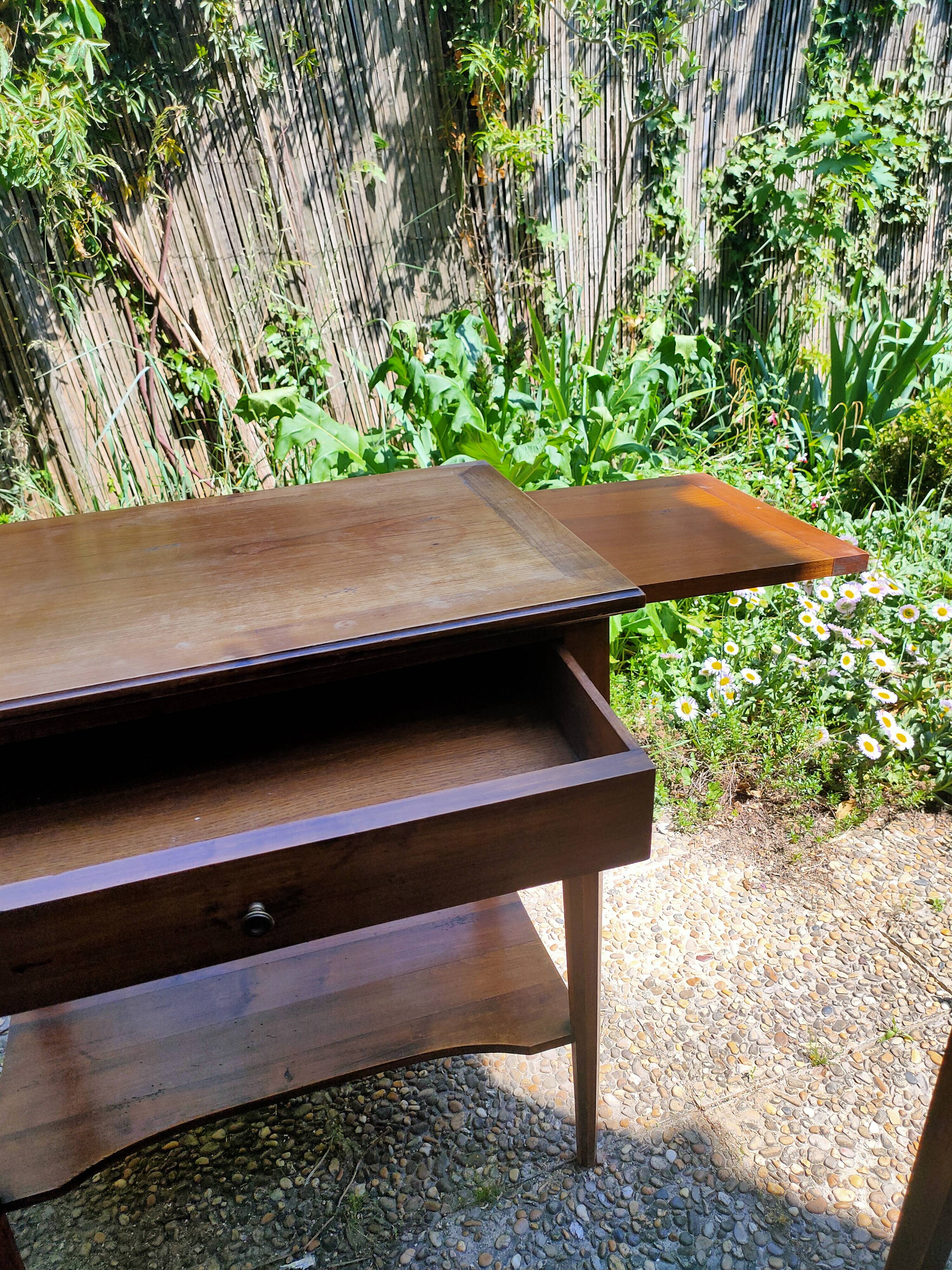 small desk and matching nightstands