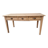 Farmhouse table