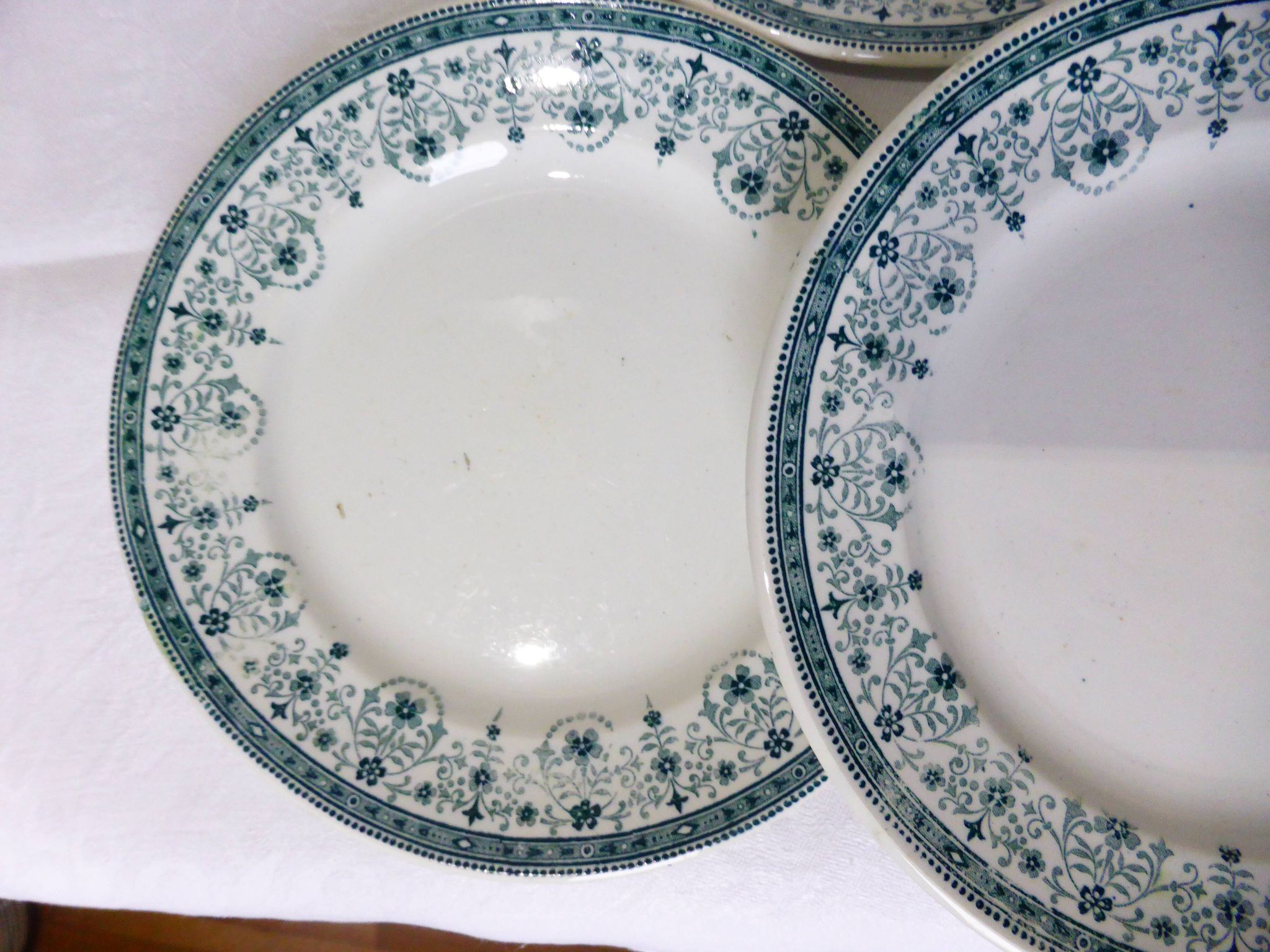 Set of 6 dessert plates from the Moulin des Loups and Hamage model Marceau 211228