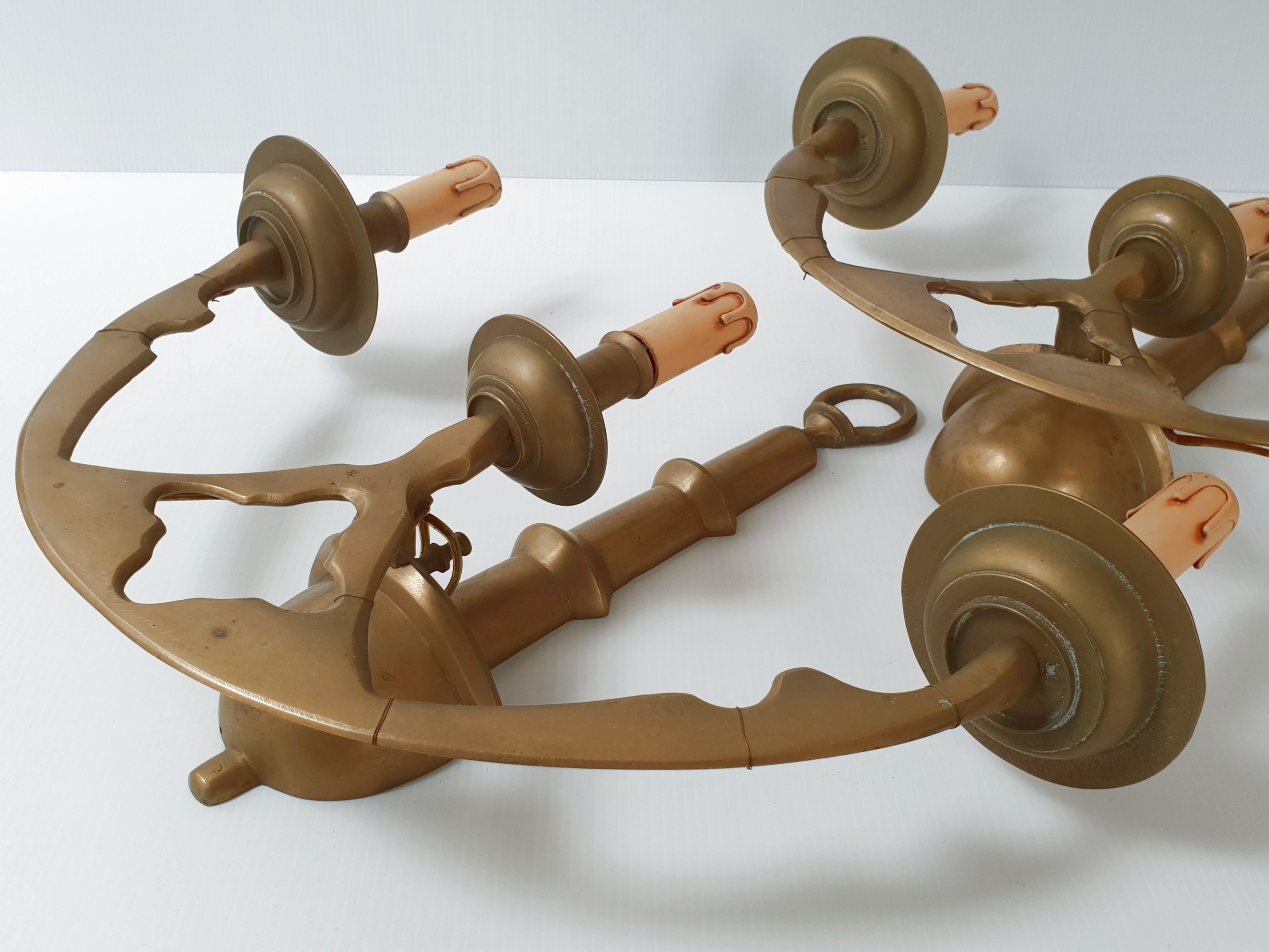 Pair of vintage 1950 aliton wall light