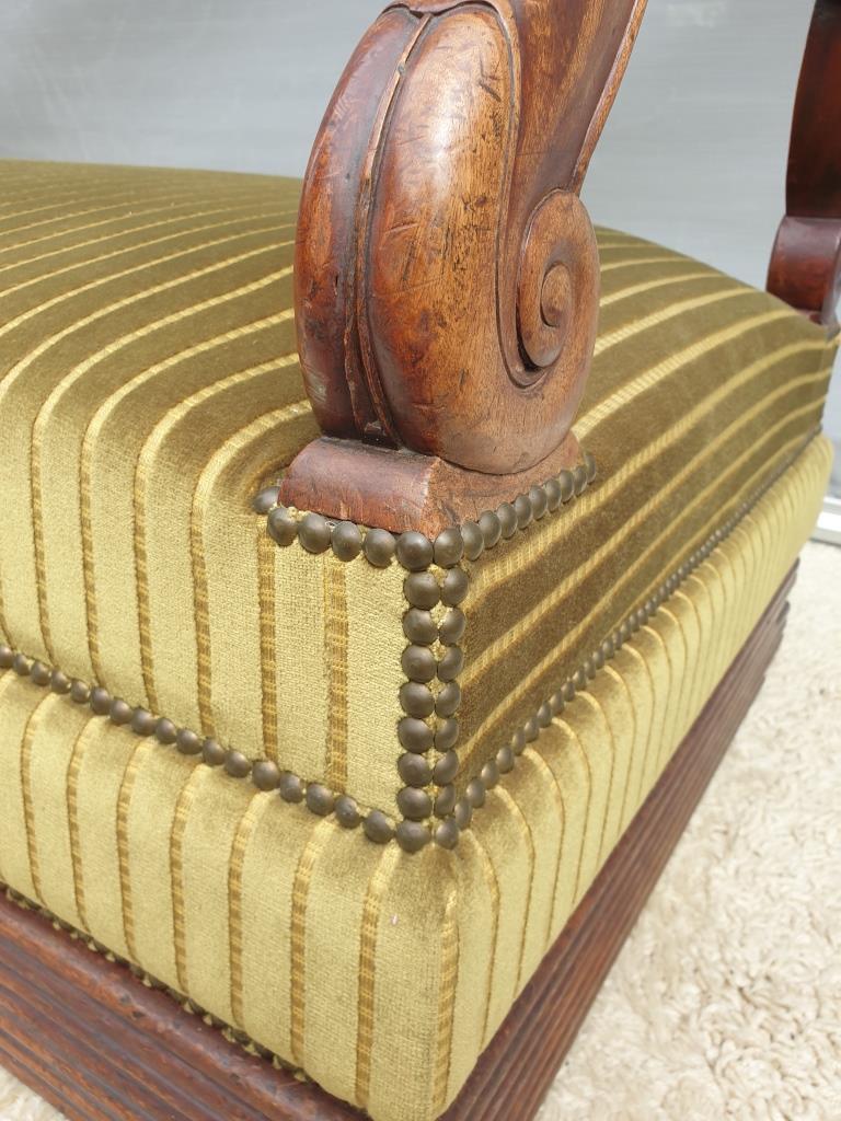 Sofa terminal velvet style Restoration