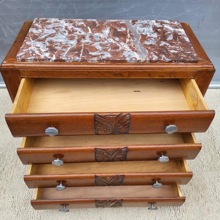 1930 Art Deco chest of drawers with recessed pink marble