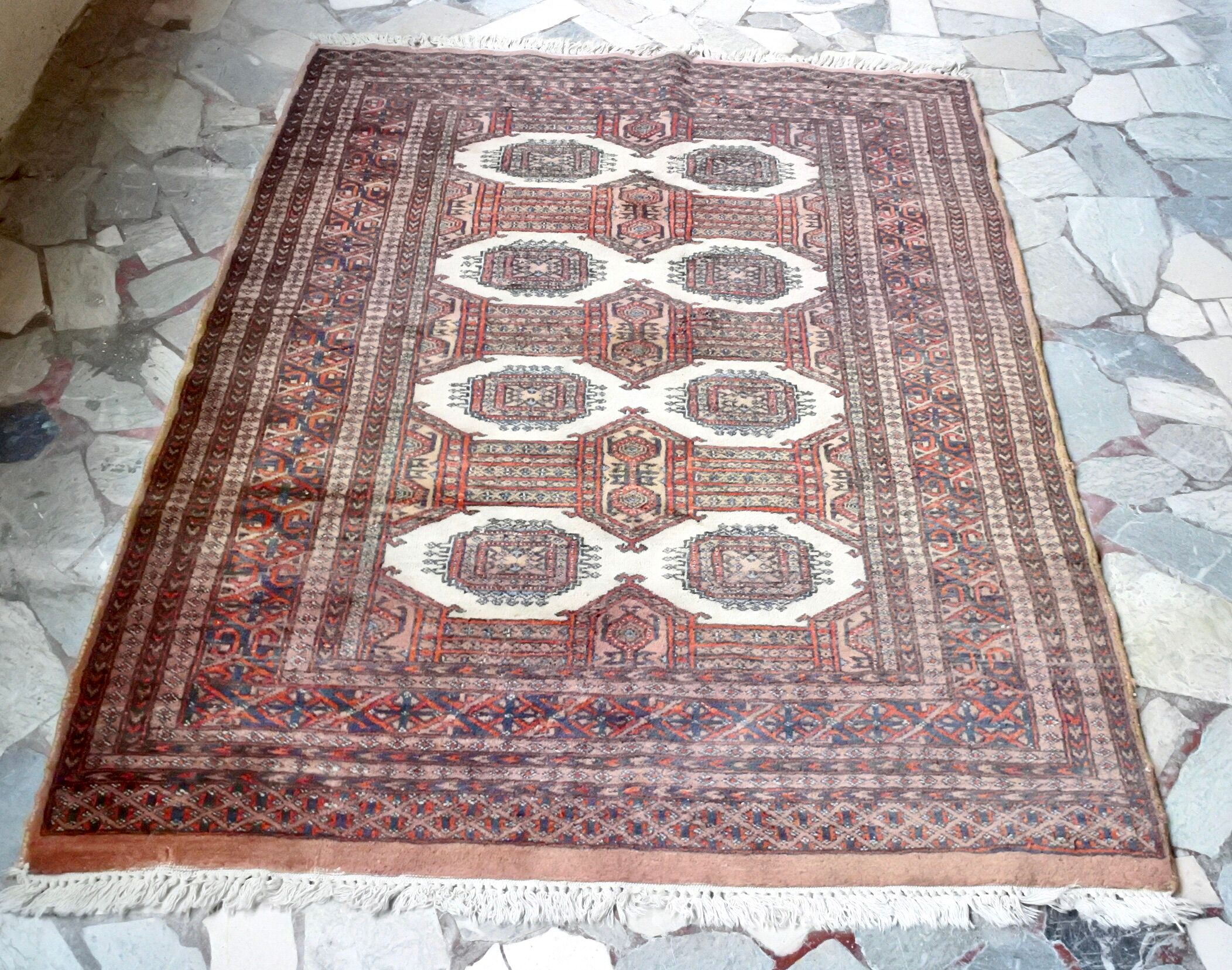 Carpet Boukhara Afghan Vintage 155x123cm.