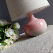 Lampe de chevet céramique rose moucheté signé, abat jour lin