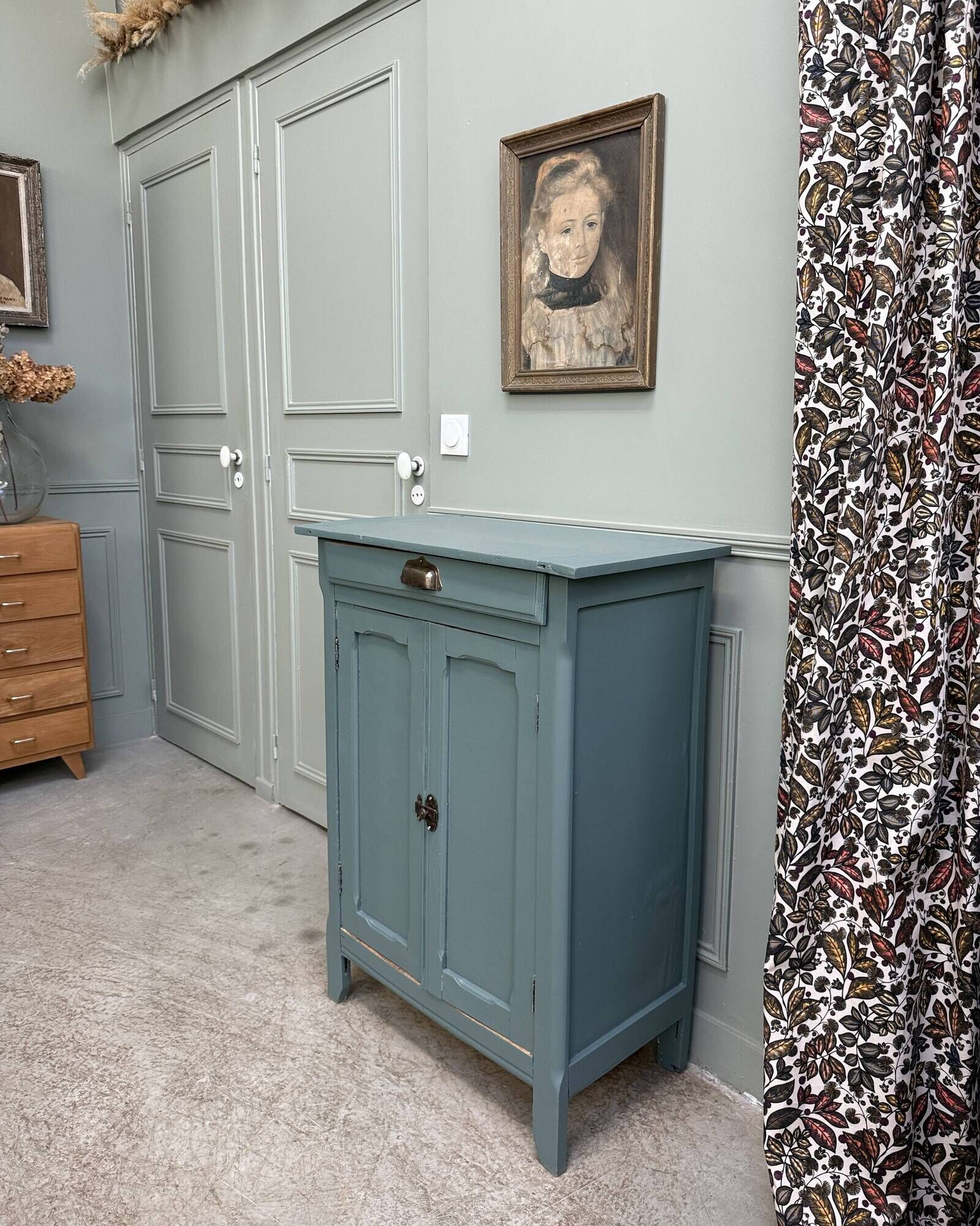 Small Parisian painted buffet (renovated)