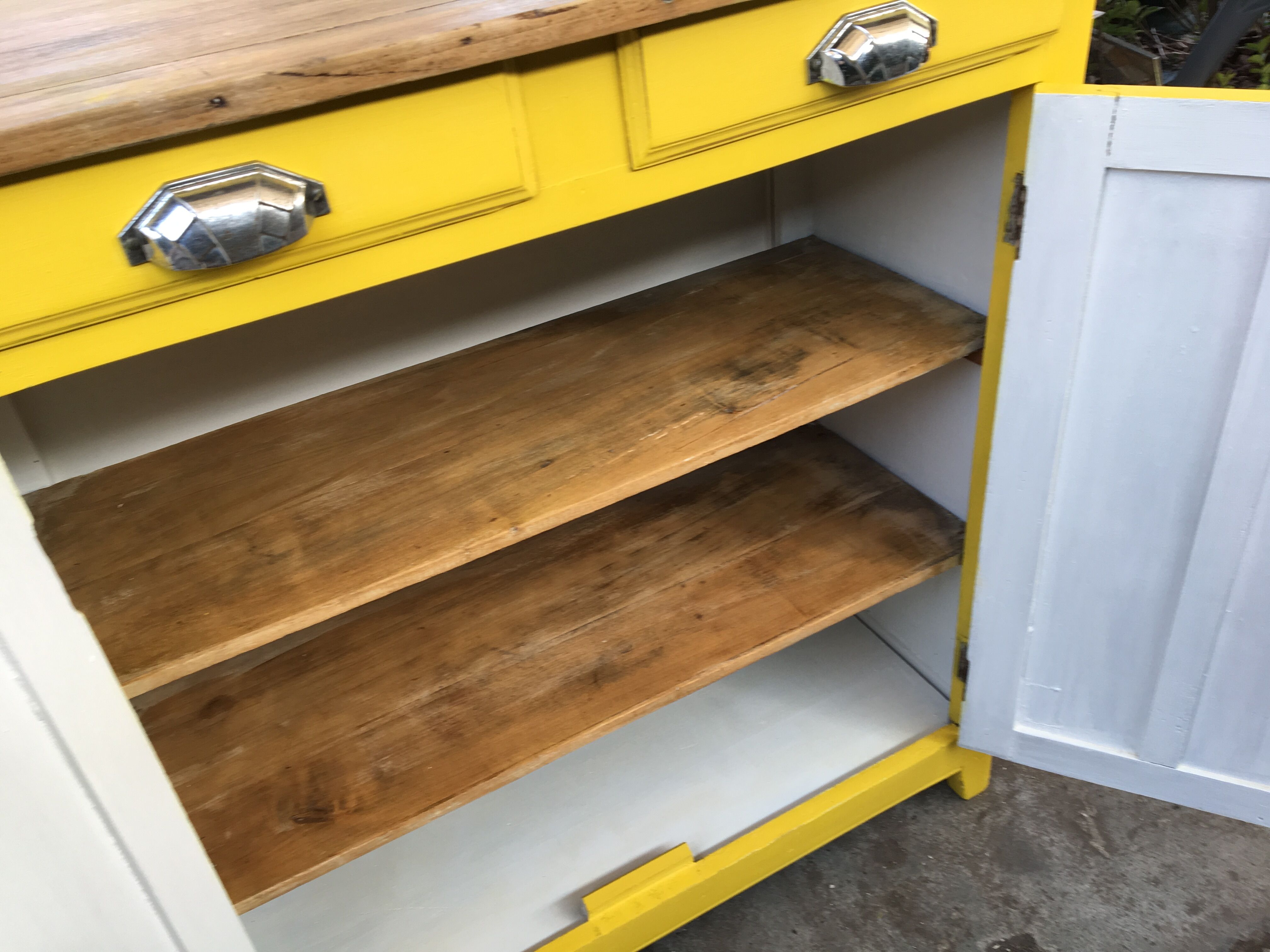 Former parisian buffet