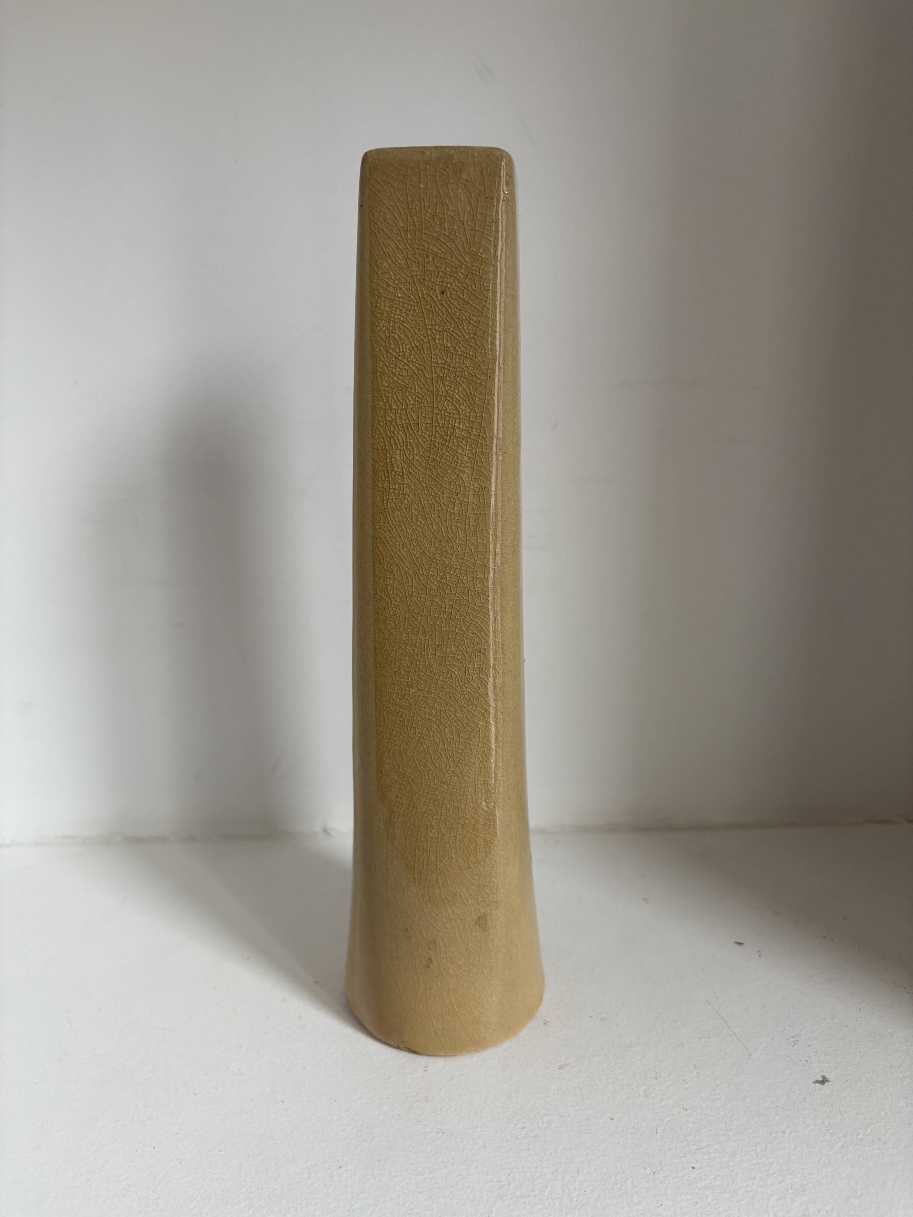 Set of 16 decorative items