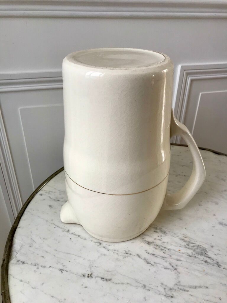 Toilet service in terre de fer longchamp cream with golden edging 40s-50s