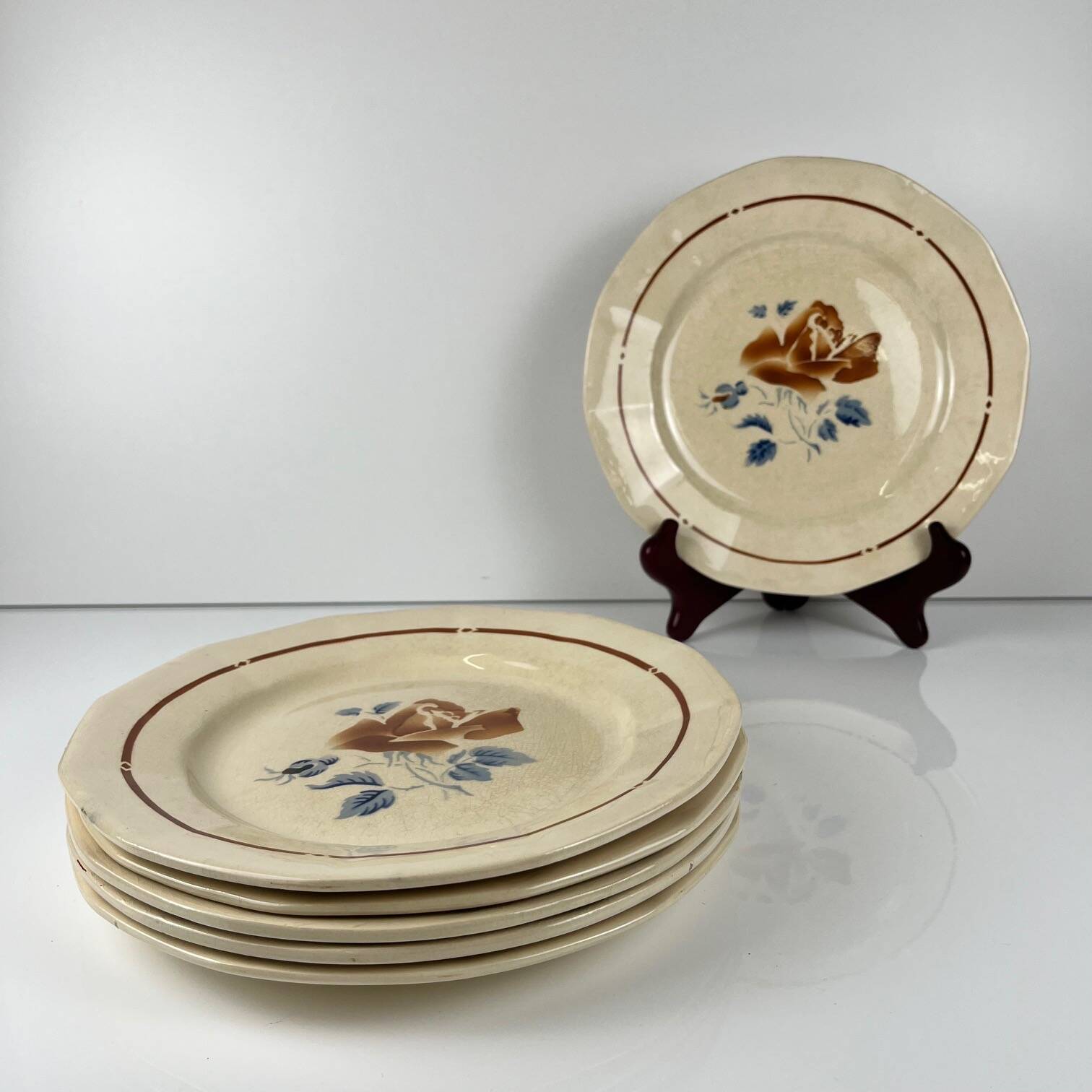 Set de 6 Assiettes à dessert Sarreguemines motif fleur , première moitié du