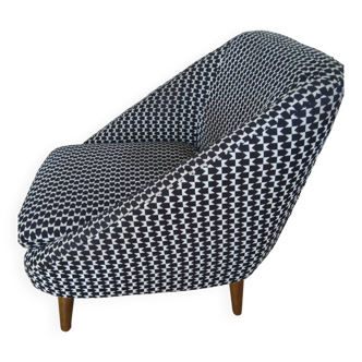 Textured fabric armchair