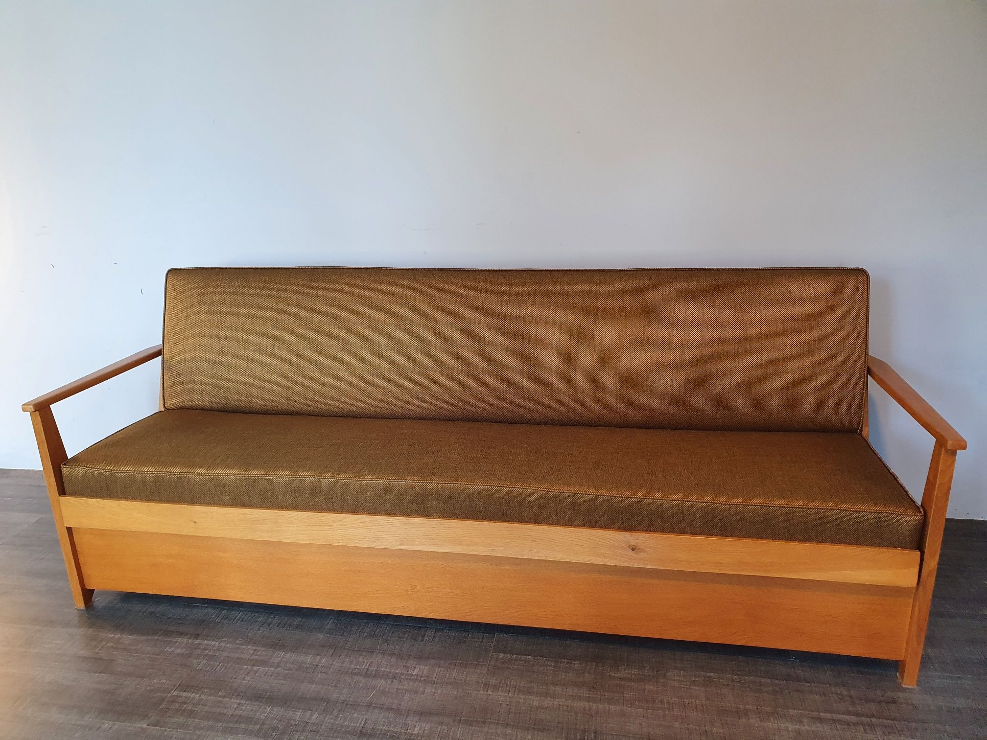 Tamara sofa bed in ash and fabric by F. Aplewicz for Lad, Polish Vintage 1950