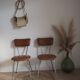 Chaise en simili cuir marron