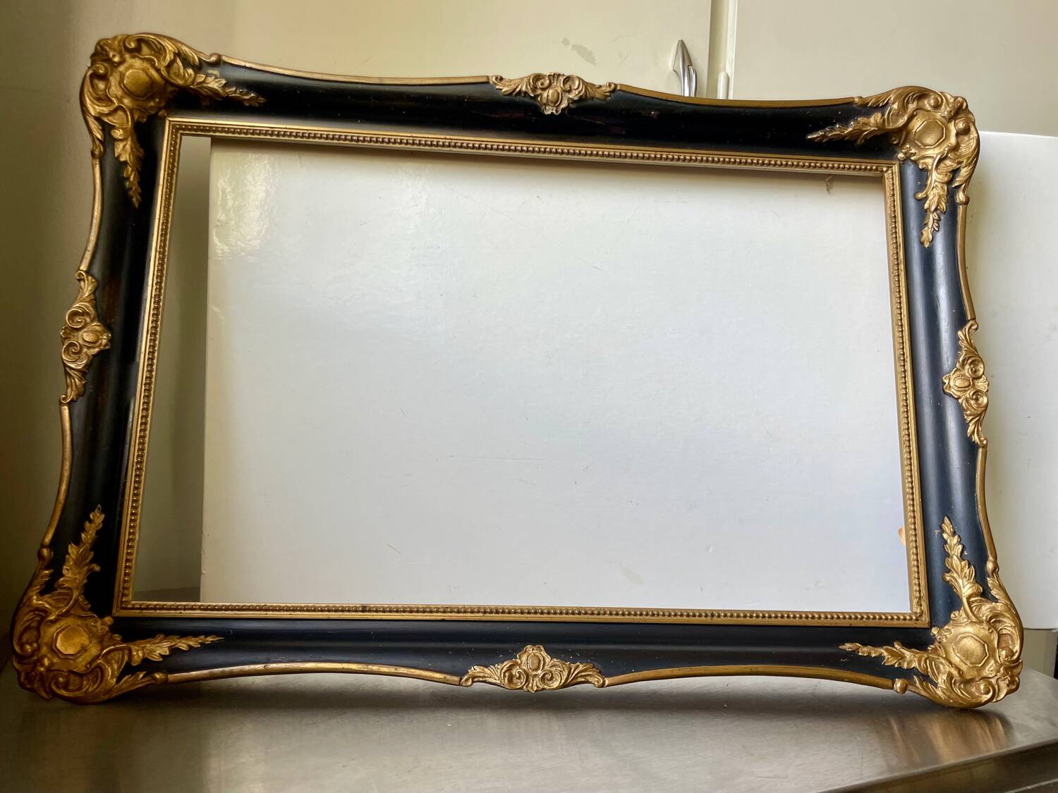 Antique frame Black & gilded borders on wood 51 x 35.5 cm