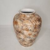 Ceramic vase