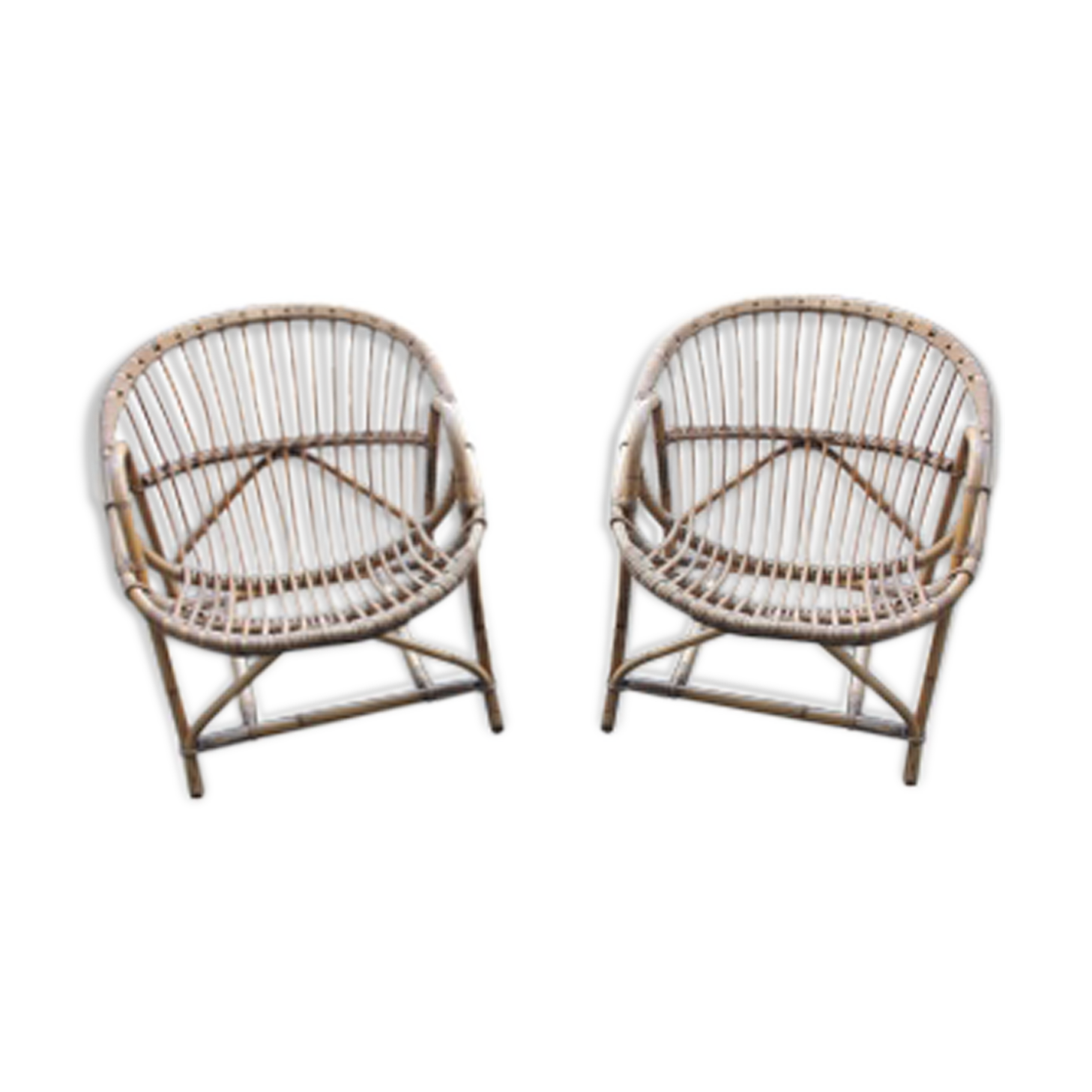 Pair of armchairs in rattan vintage