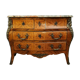 Commode Louis XV galbée a décors aux espagnolettes vers 1850-1880