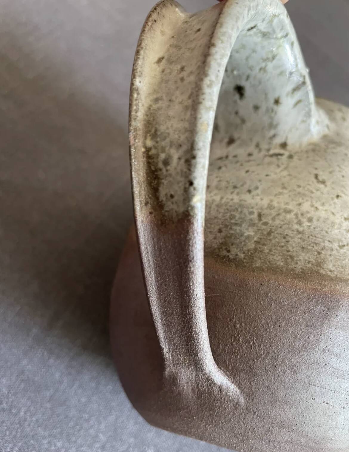 Pot à lait en grès pyrite