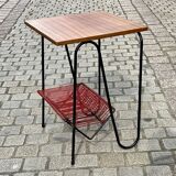 Pedestal table from the 70s, metal base and mahogany top