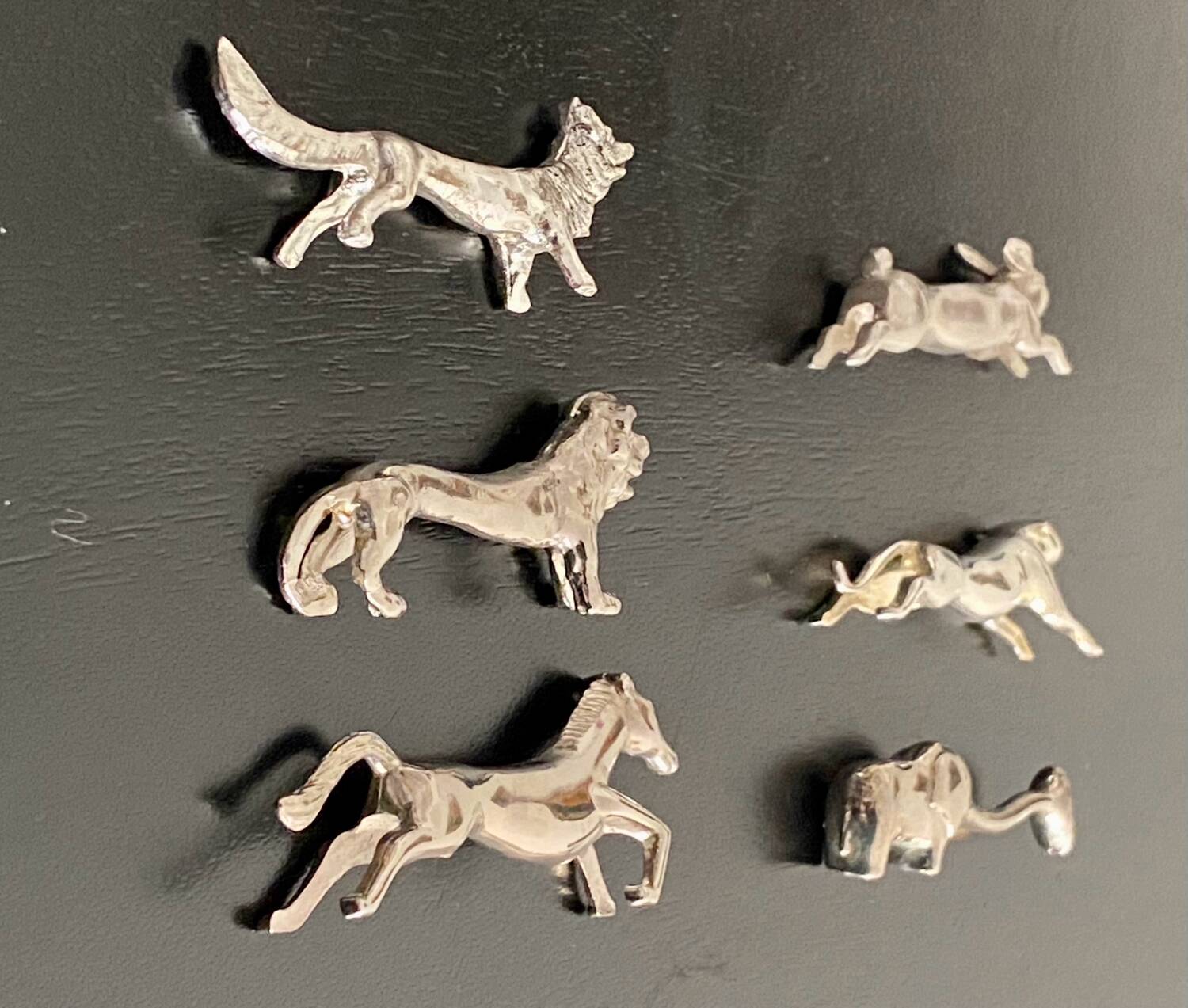 6 various animal-shaped metal knife holders