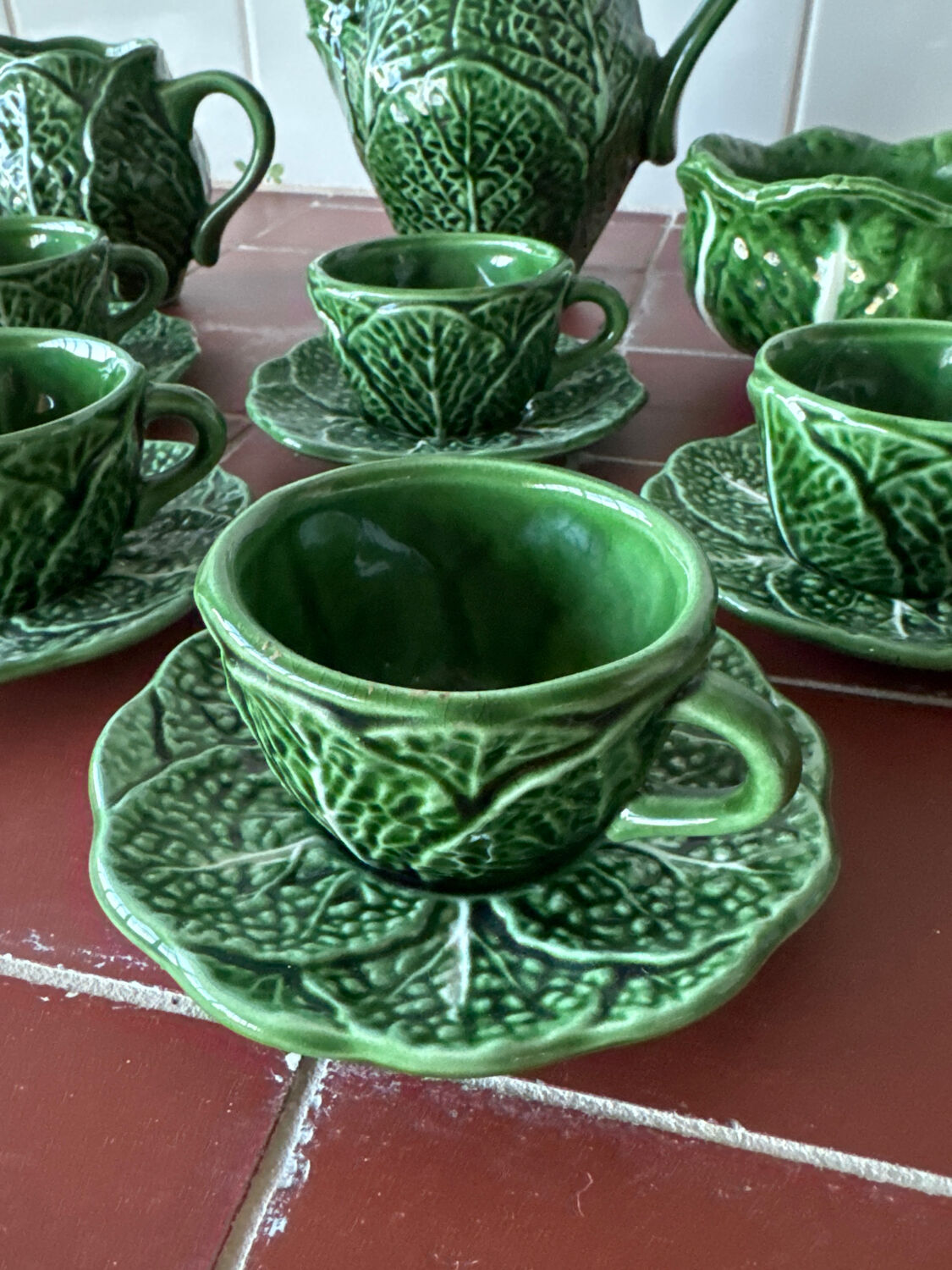 14-piece coffee/tea set – Barbotine "Chou" – Caldas da Rainha, Portugal