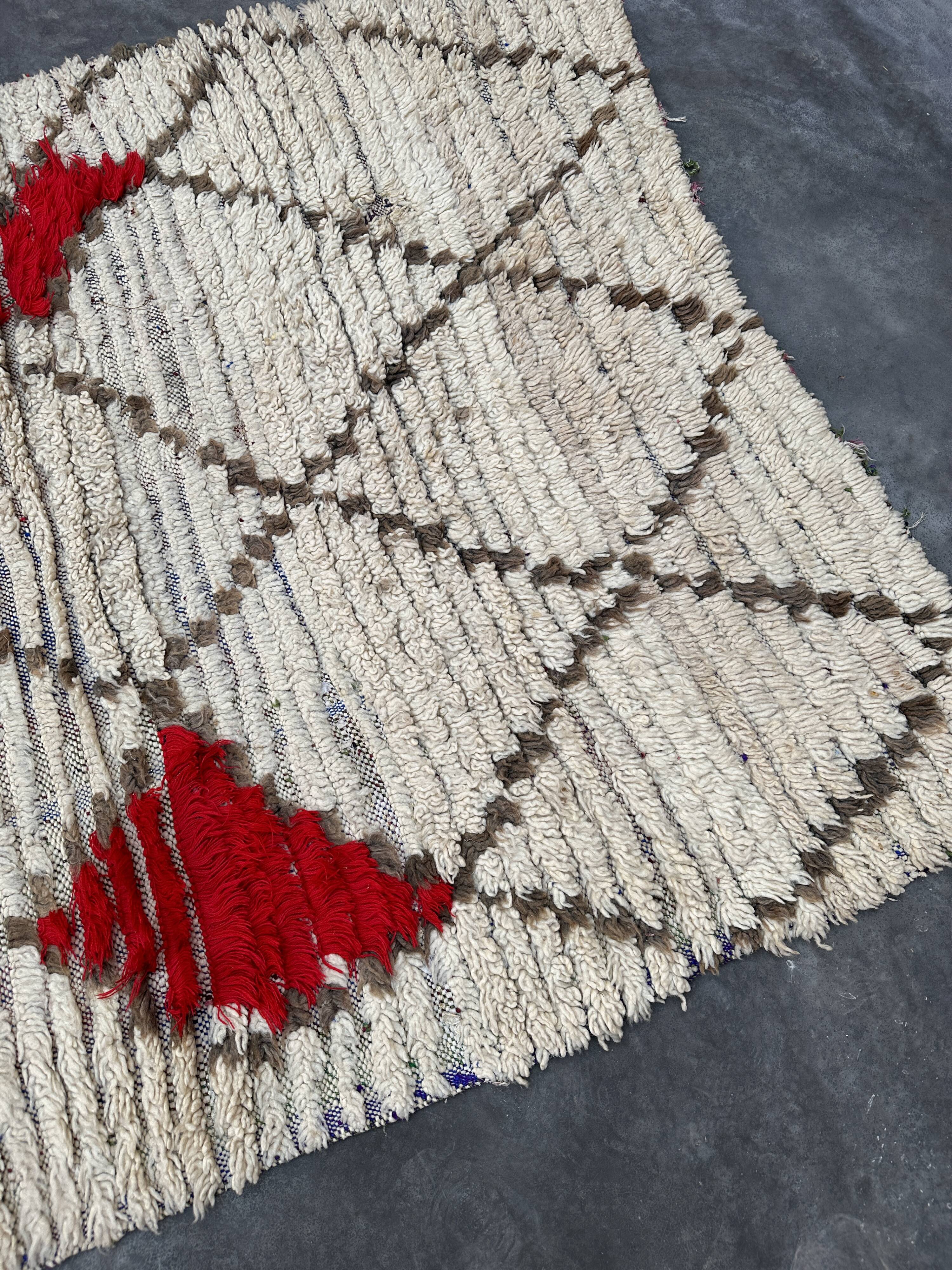 Moroccan carpet azilal beige - 114 x 166 cm