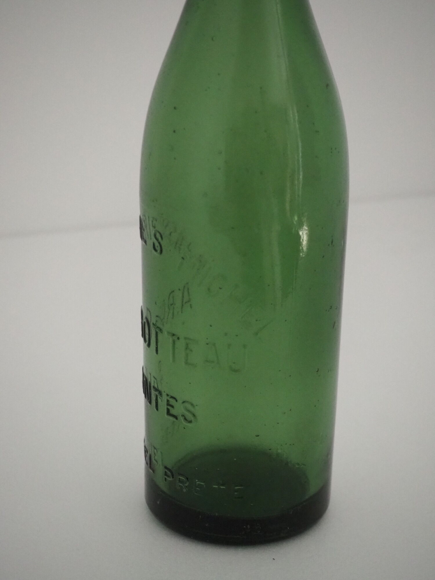 Glass bottle "Brasserie St-Michel - A. Rabotteau - Saintes".