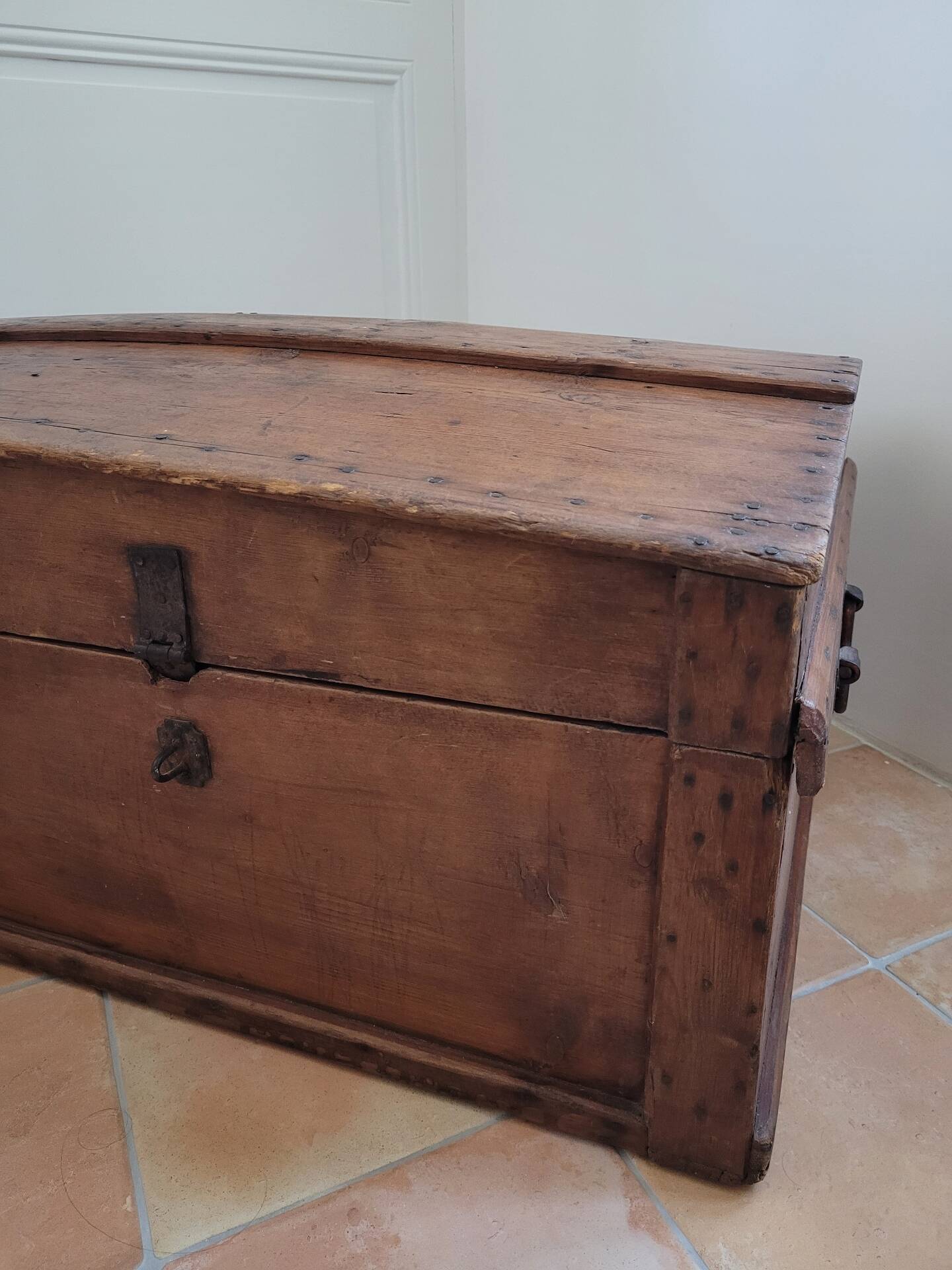 Grande malle en bois vintage