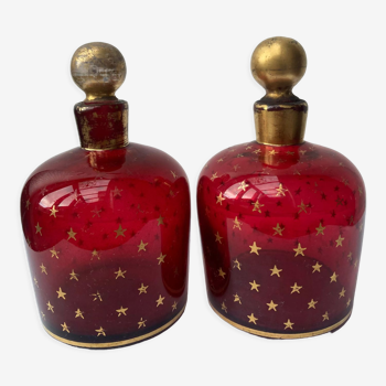 Paire de flacons cristal rouge décor or Napoleon III