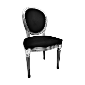 Medallion Chair