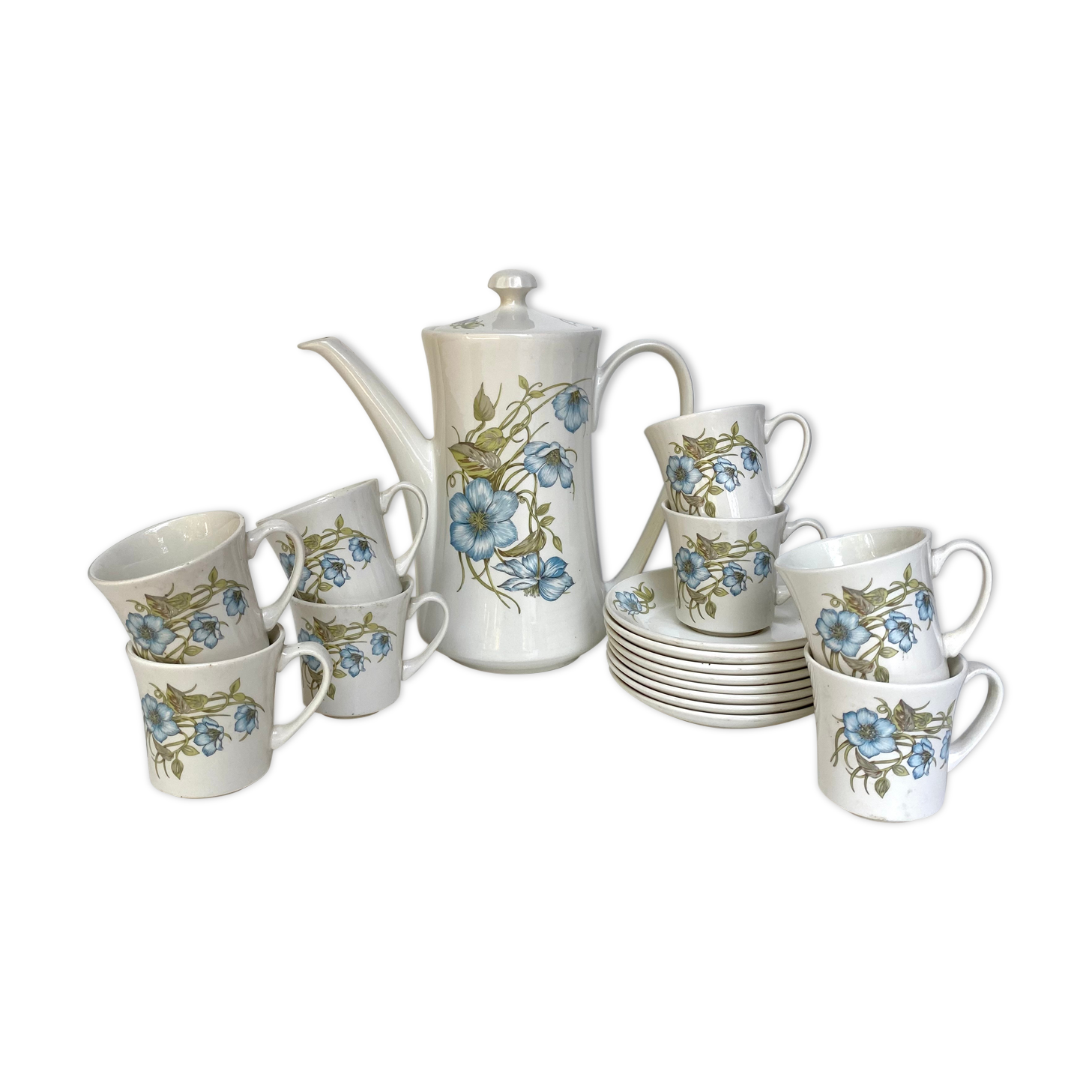 Porcelain tea or coffee service