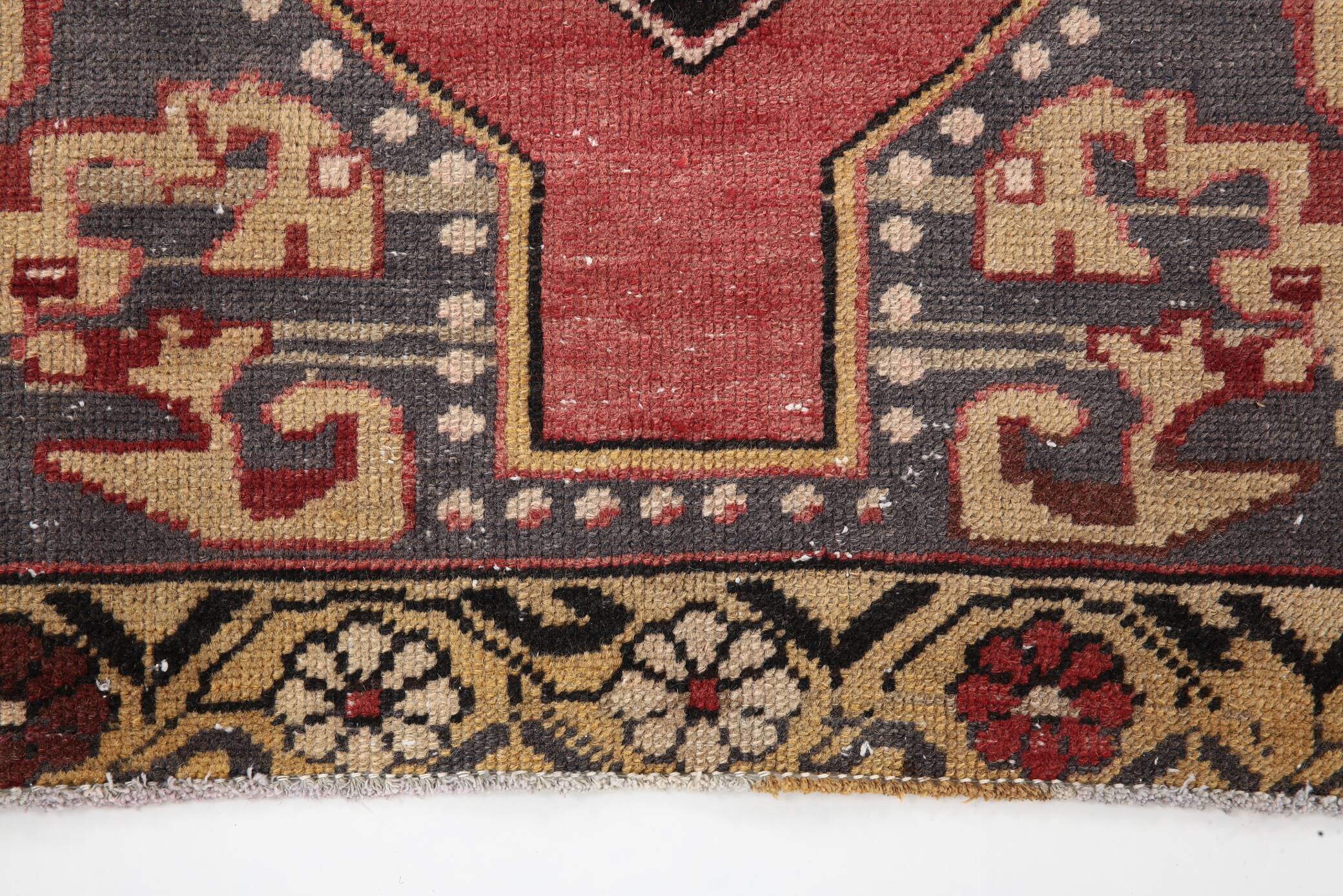 Oriental Pattern Classic Red Black Vintage Persian Rug, 132x222Cm