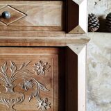 Chevet ancien en bois