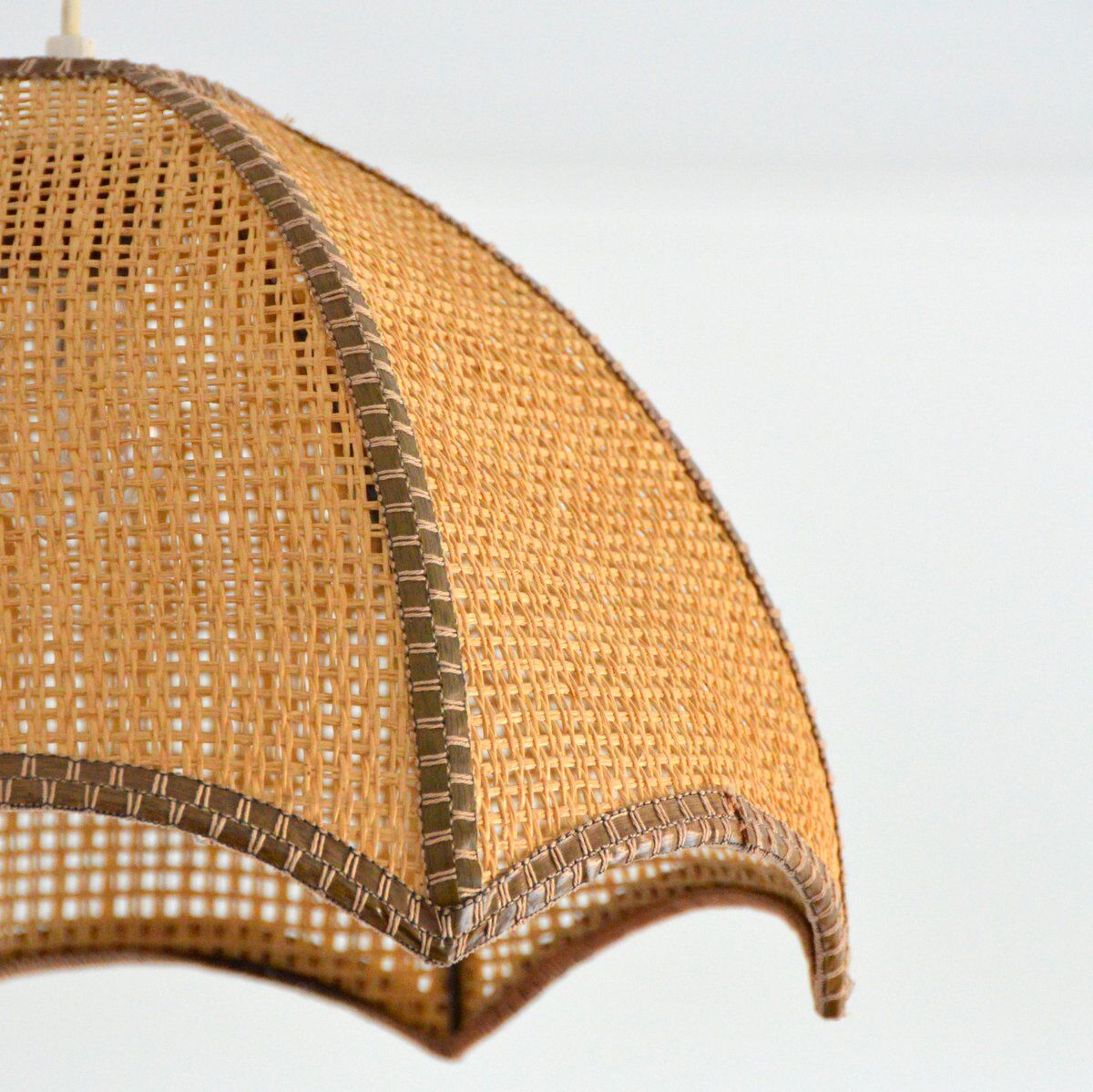 Suspension braided fibers 1970 vintage