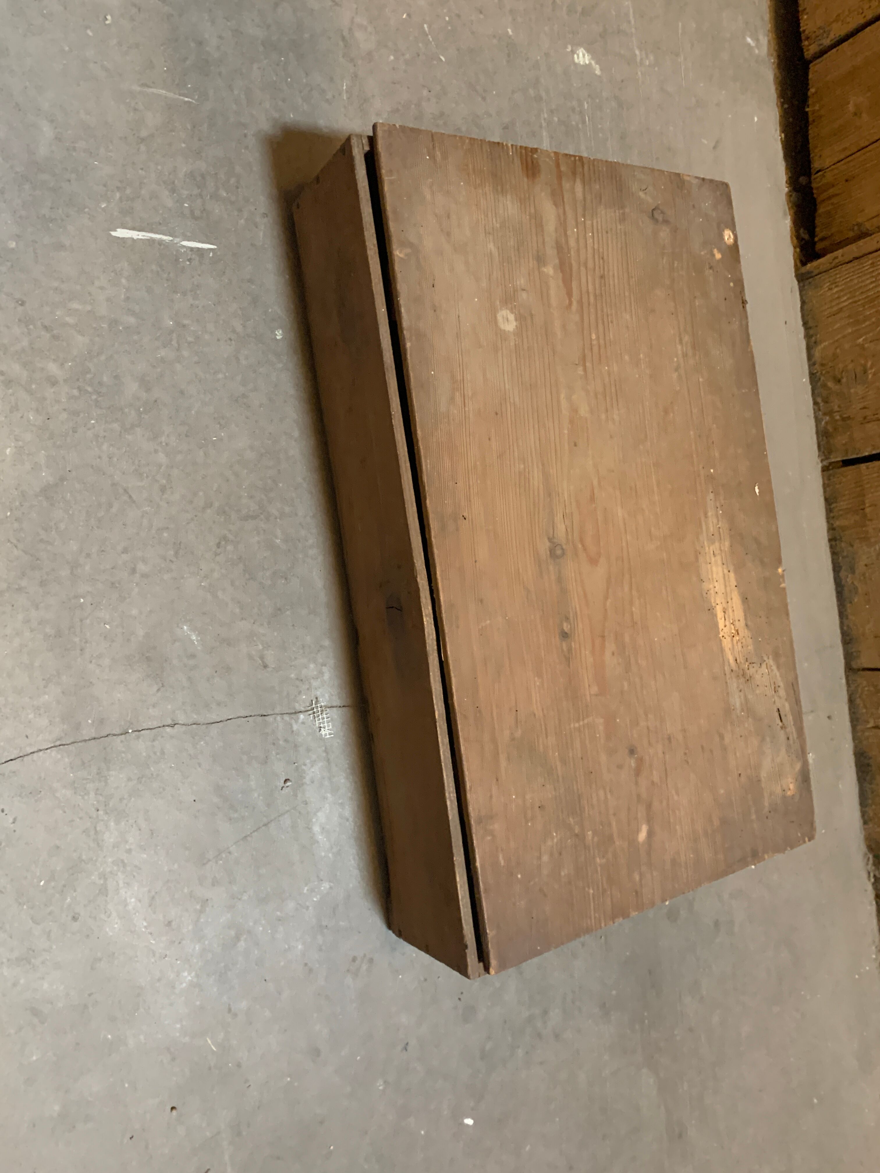 Ancienne caisse en bois