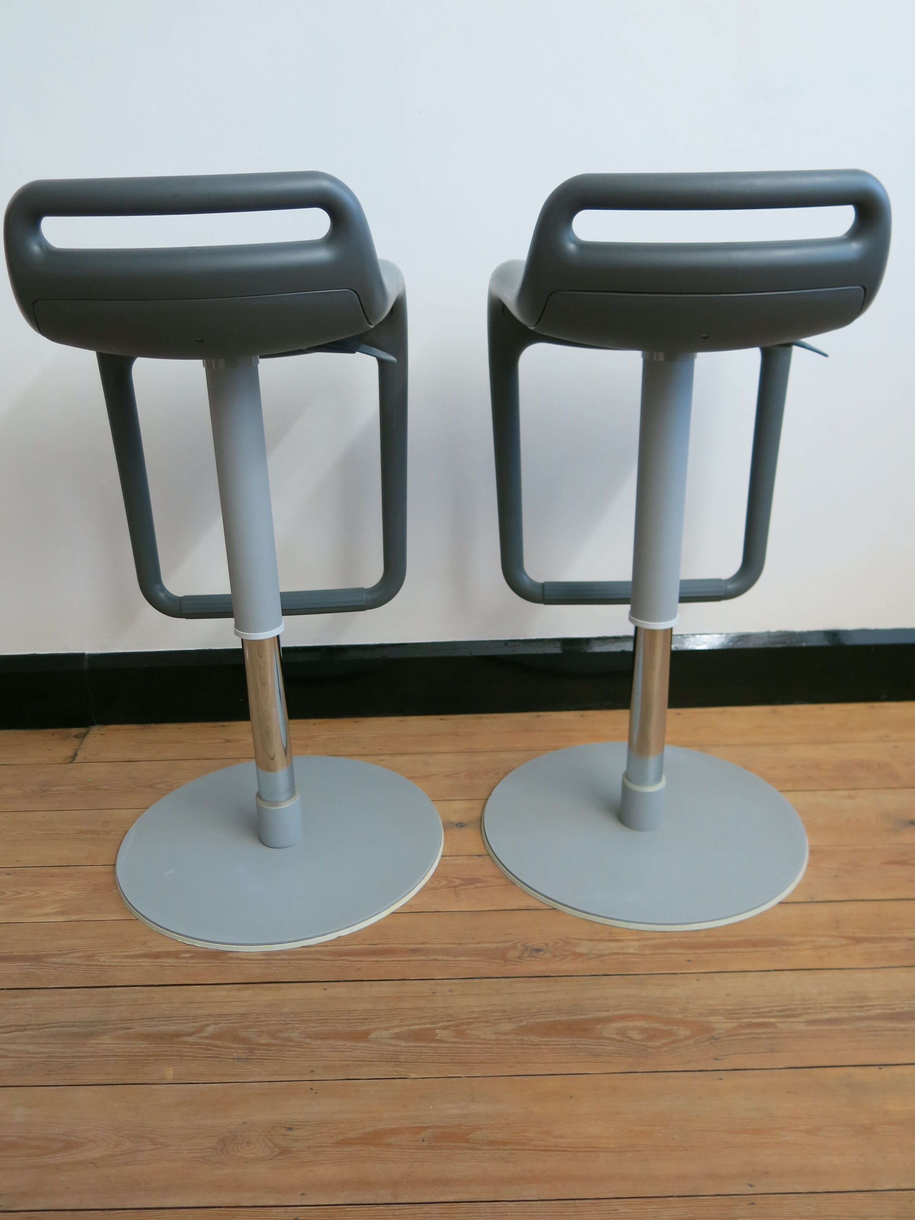 Duo of noon bar stools - Archirivolto for Segis