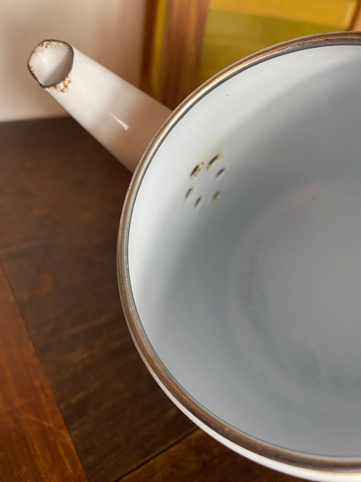 Scandinavian teapot Lotus Cathrineholm