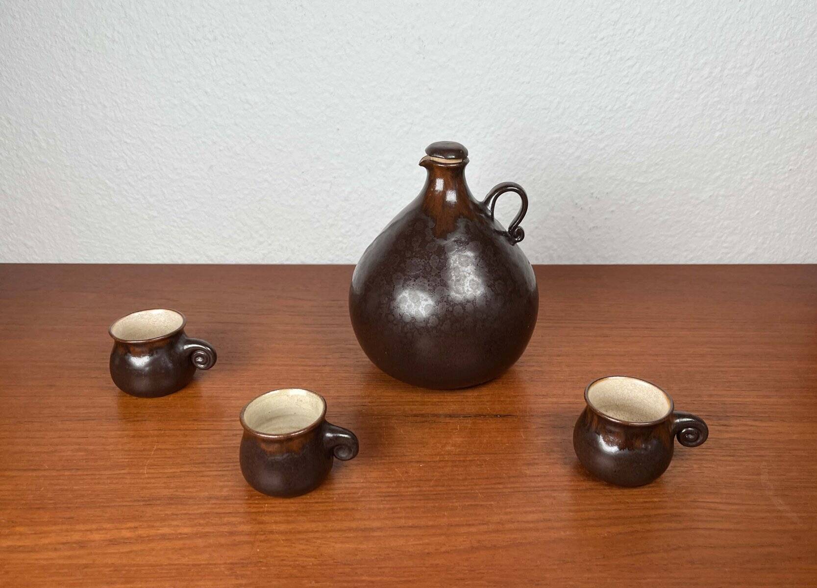 Mid-Century Modern German Studio Pottery Jug with Mugs by Melitta Teubner, 1960s, Set of 4