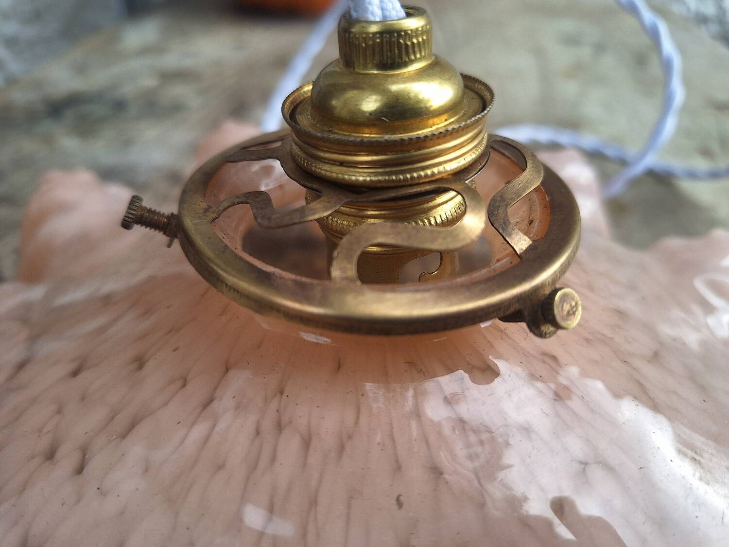 Opaline Pleated Suspension Clichy Rose complete with wire and Ceiling Light