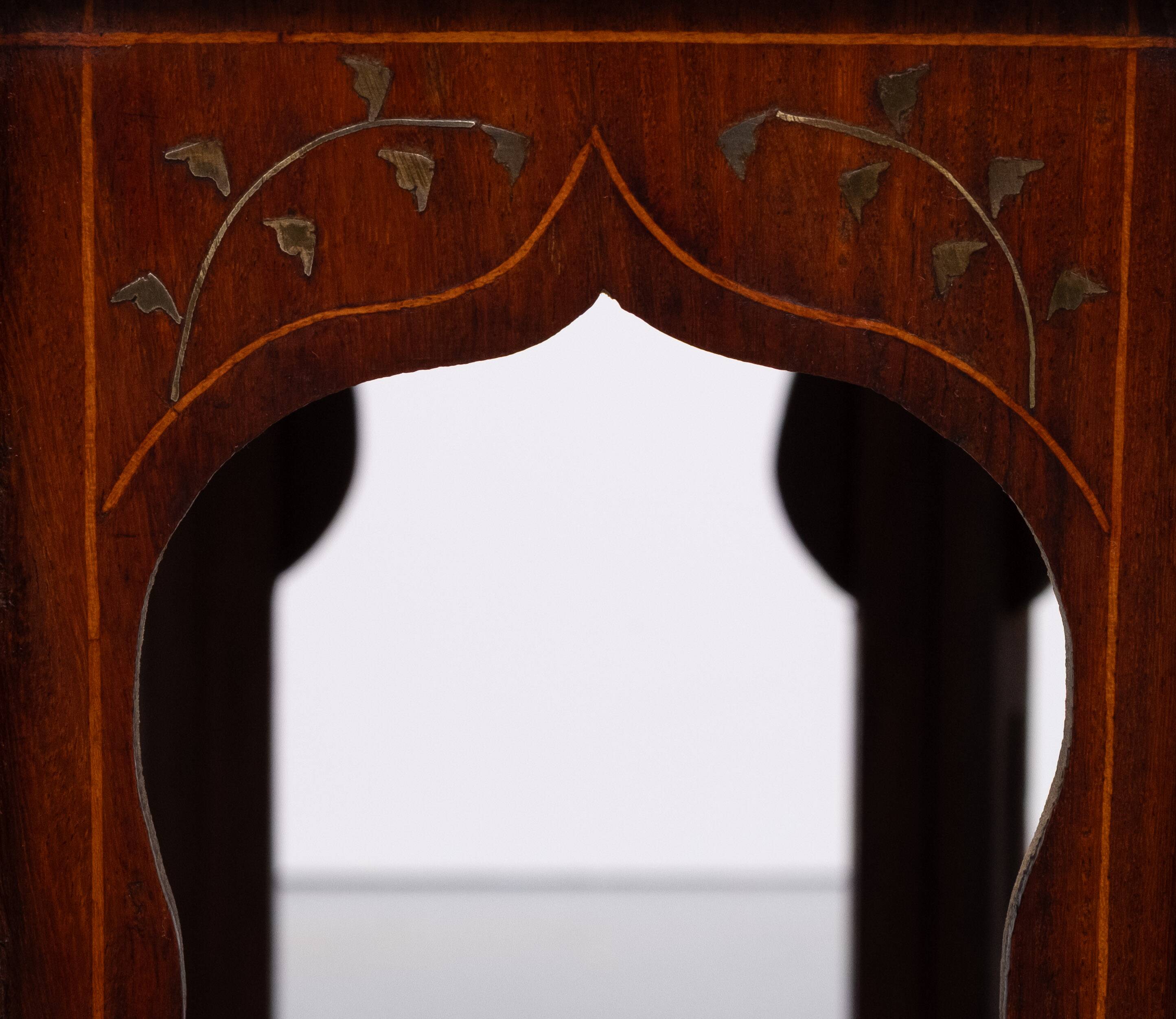 Fabulous Hoshiarpur Anglo Indian brass inlaid hardwood occasional coffee ta