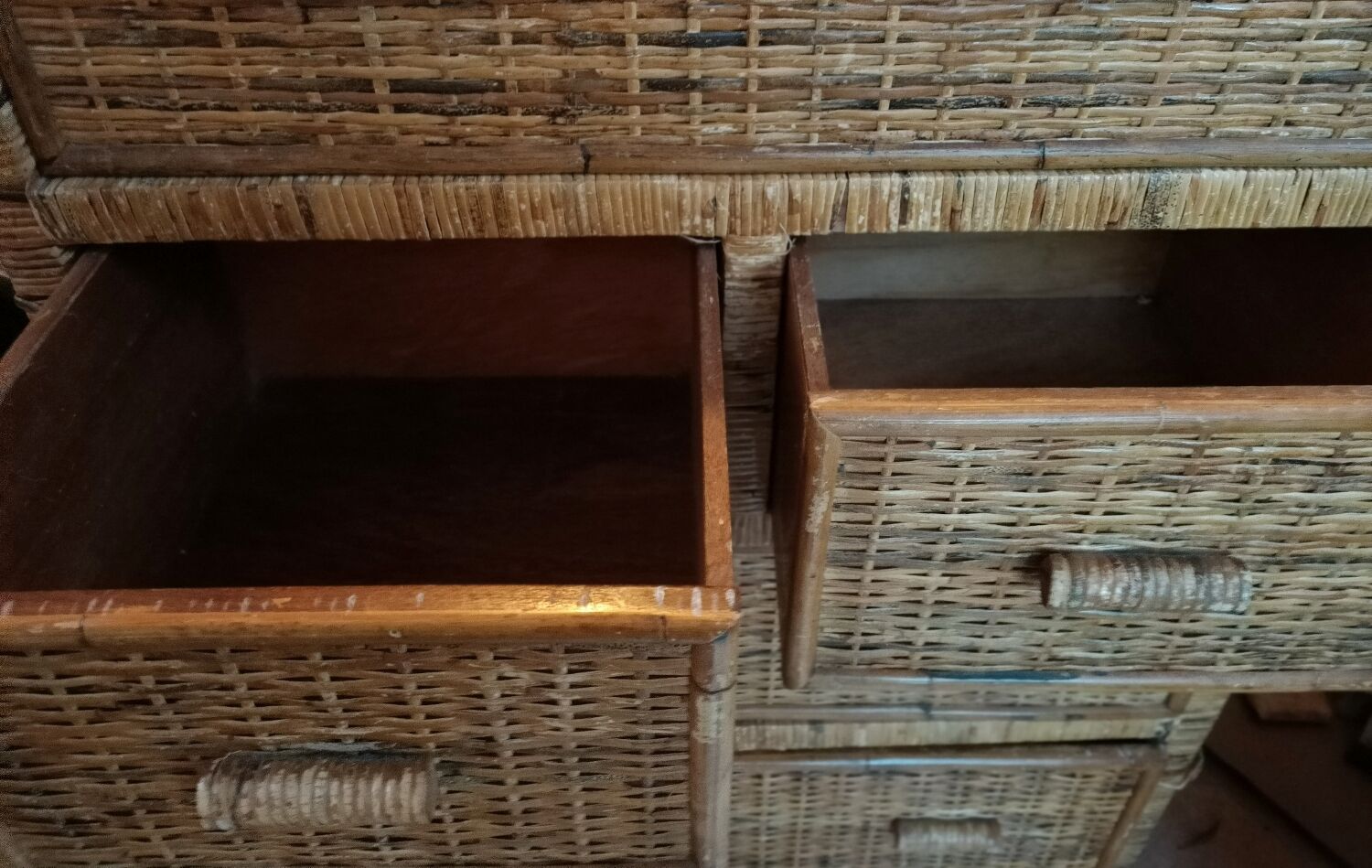 High wood and rattan chest of drawers