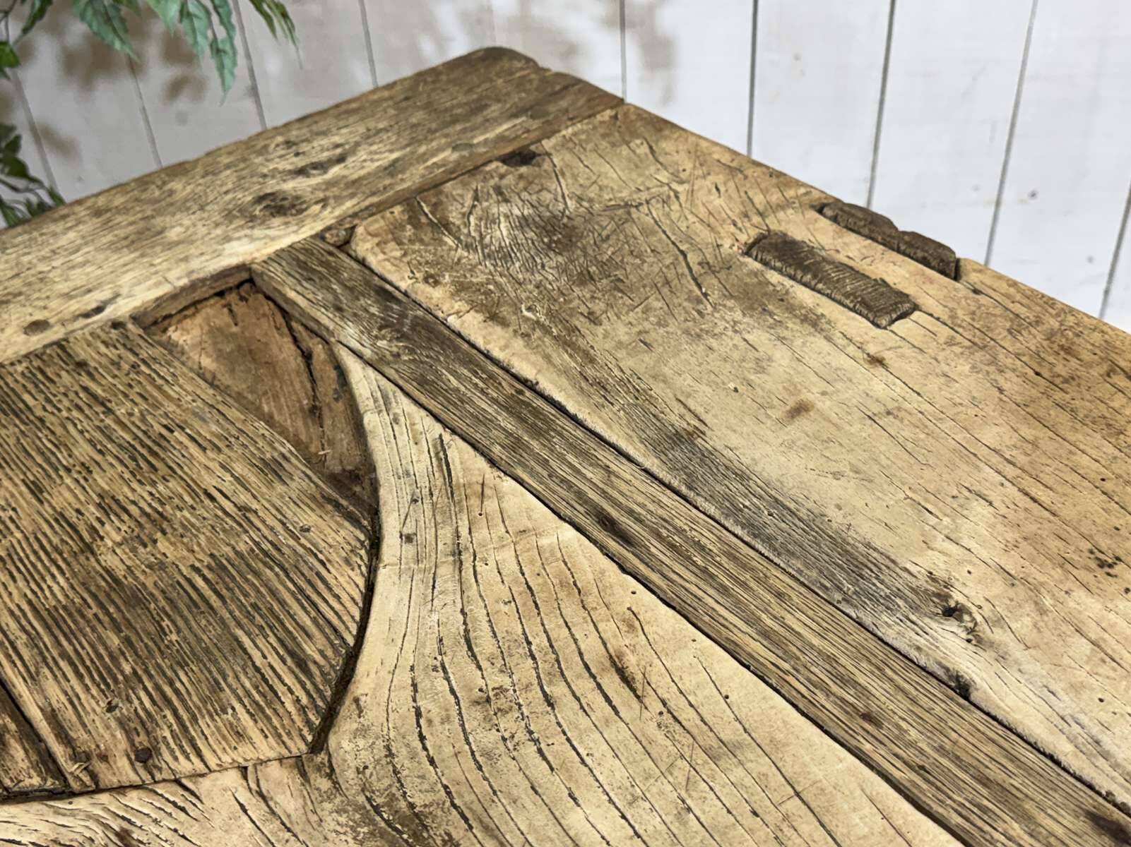 Console - raw oak carpenter's table from the 1930s