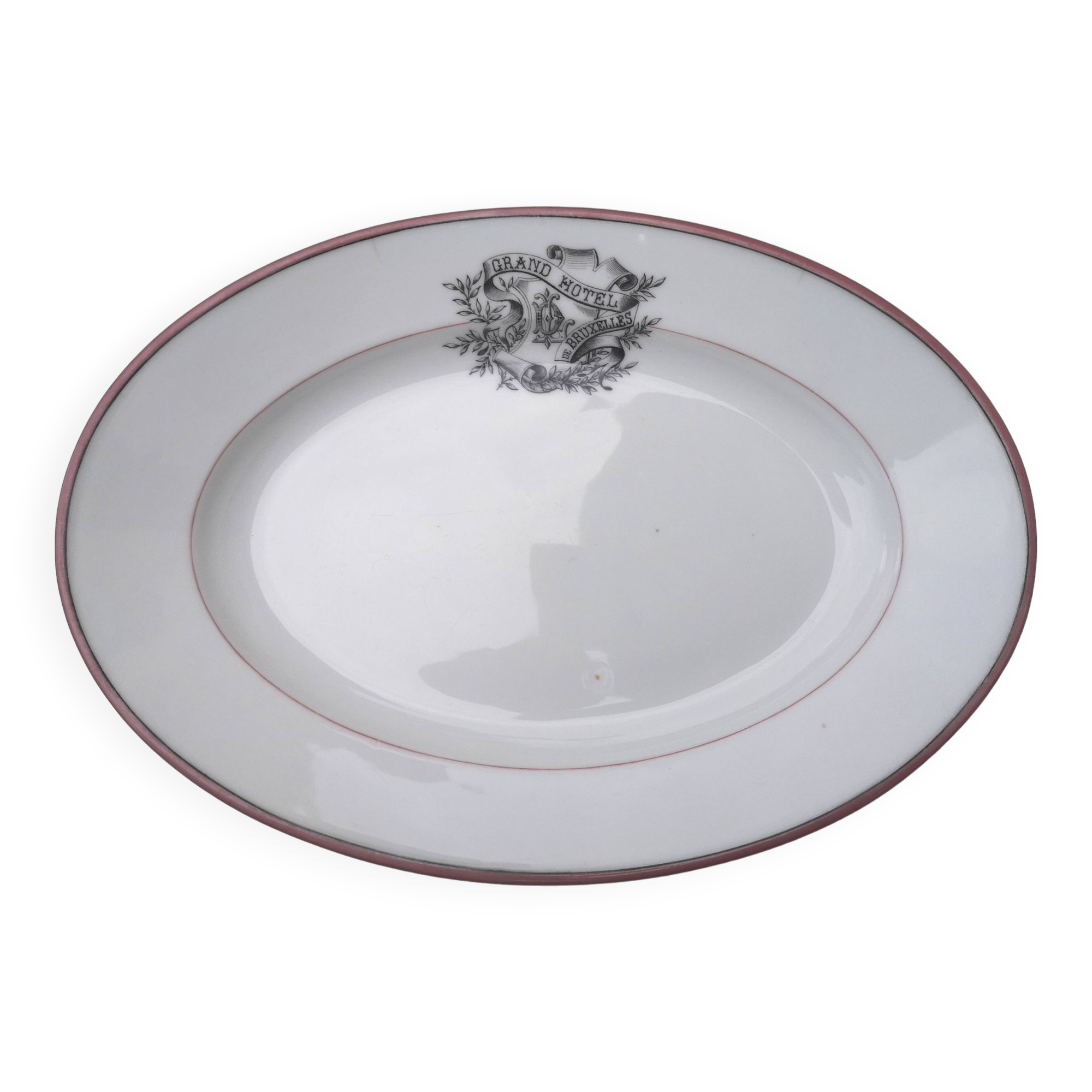 Old serving dish from the Grand Hôtel de Bruxelles