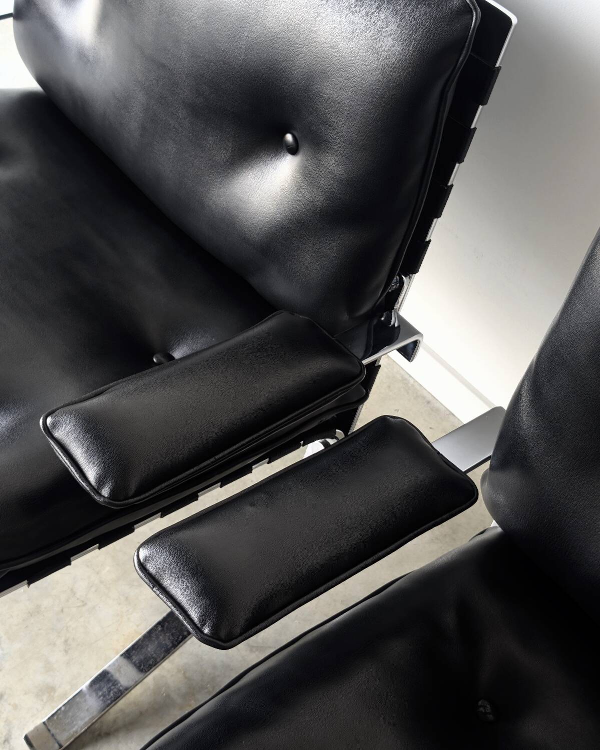 2 vintage Joker armchairs, Olivier Mourgue edition Airborne, 1960s 1970s