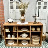 Trade furniture with locker