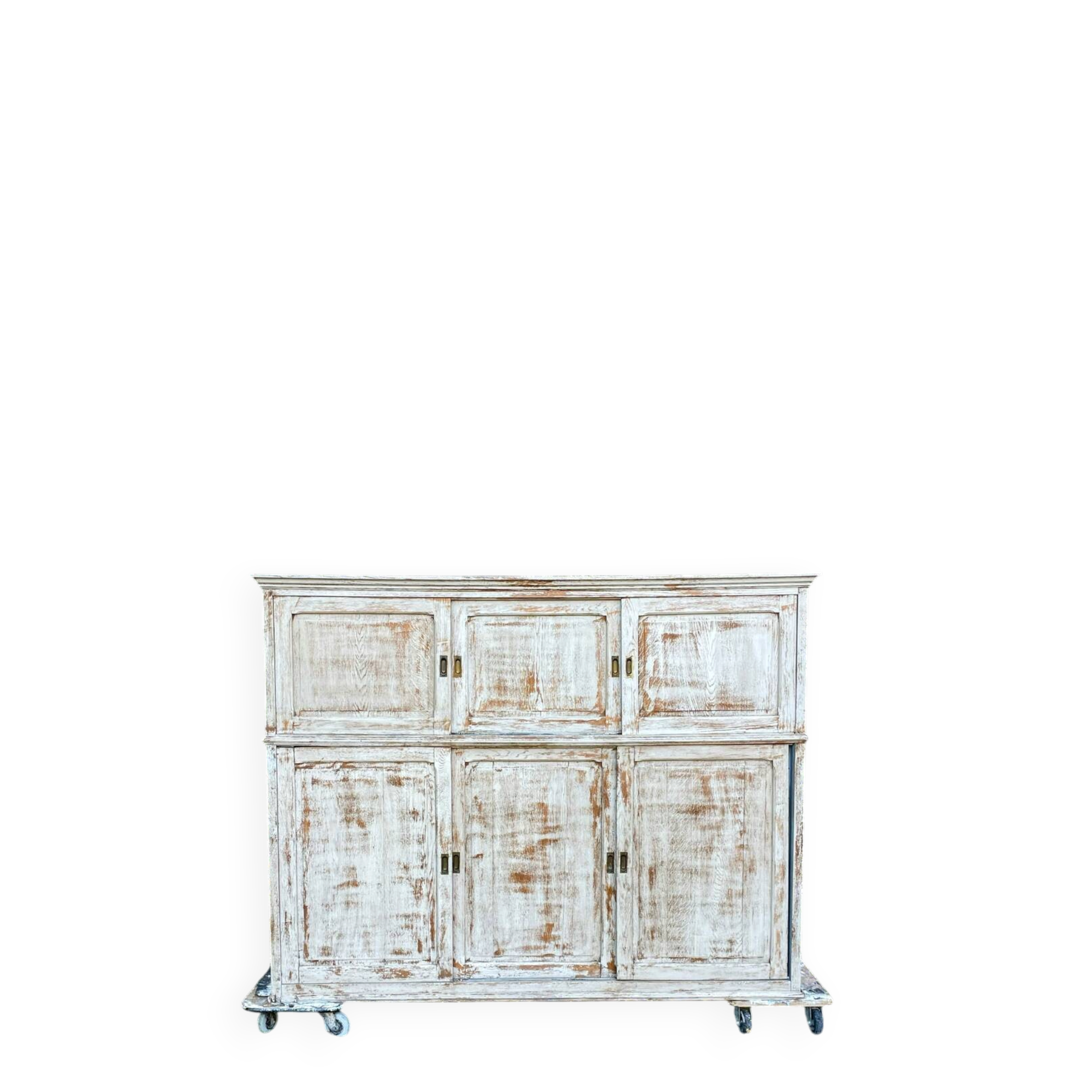 Workshop furniture in oak from the 20th century.