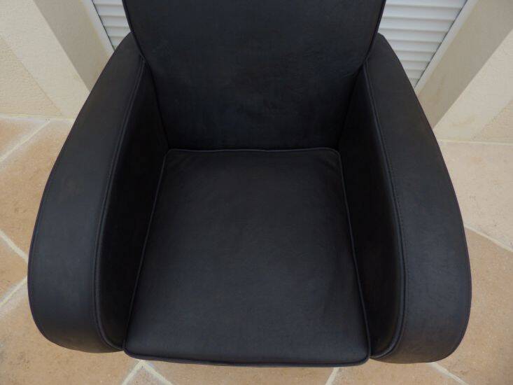 Black grey leather club chair - Very good condition